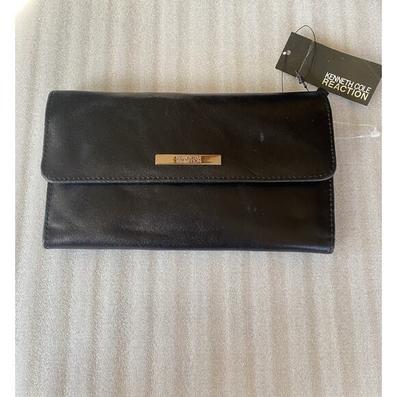 Kenneth Cole Reaction Accessories - Kenneth Cole Reaction Banana Split Wallet